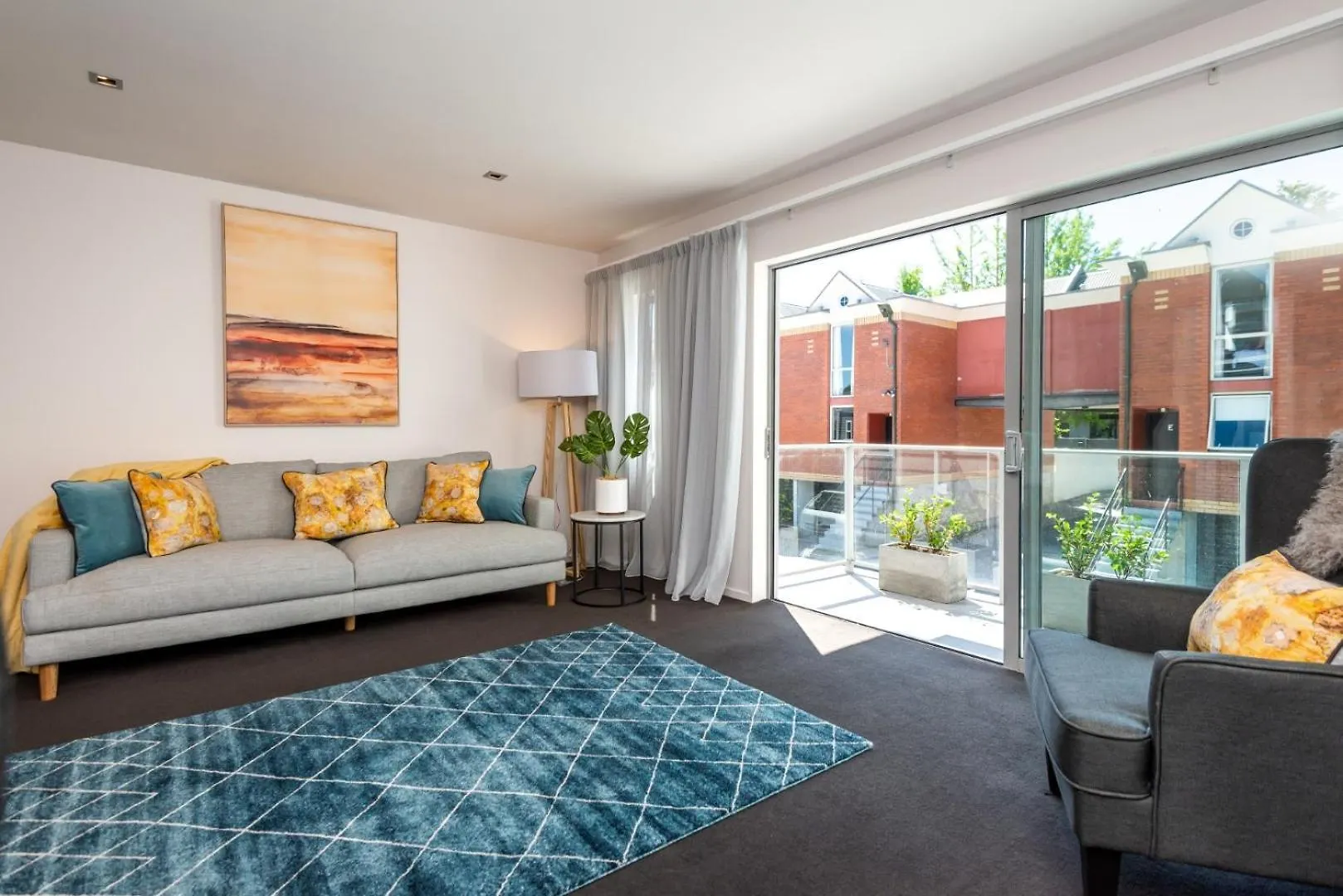 Armagh Apartment 5 - Christchurch Holiday Homes New Zealand